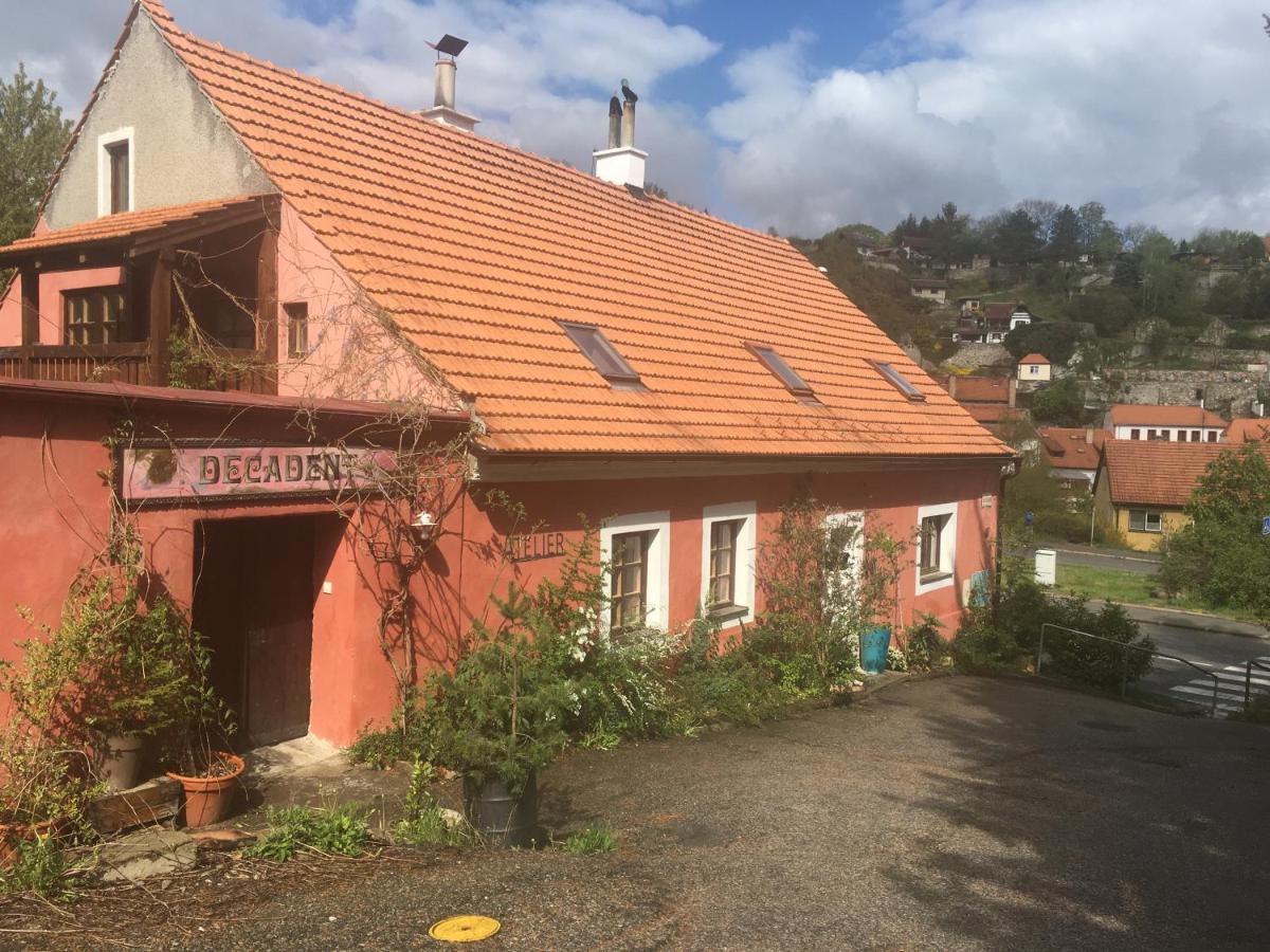 Decadent Art Club Apartment Cesky Krumlov Exterior photo